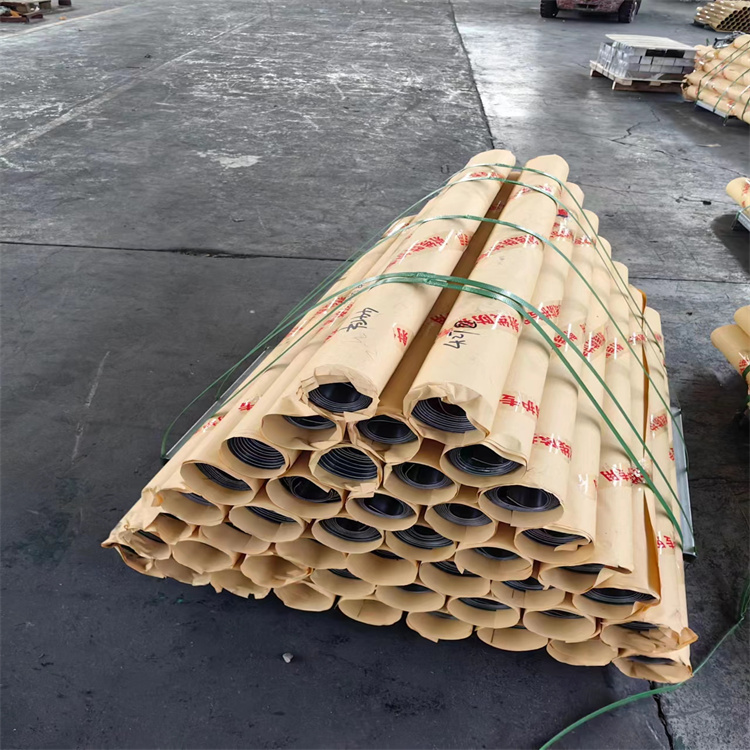 福建铅板的特征是什么
